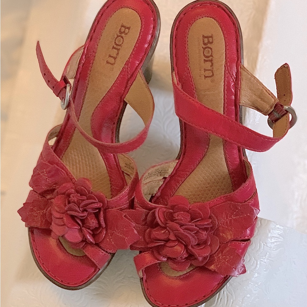 New Born leather sandals